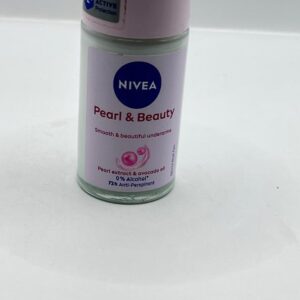 Nivea Roll on - Pearl & Beauty